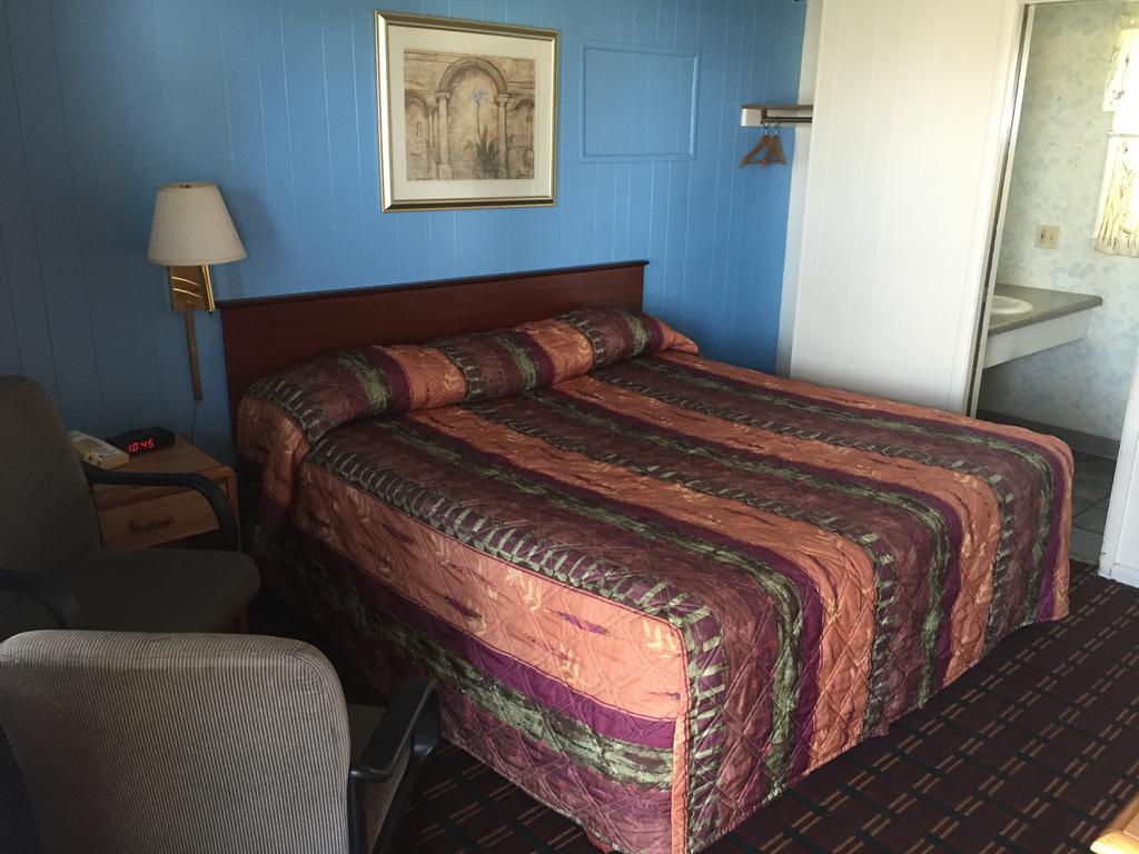 Rainbow Motel Montpelier エクステリア 写真